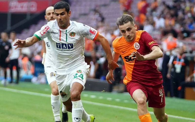 galatasaray-alanyaspor galatasaray-alanyaspor